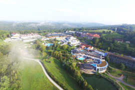 Luftaufnahme © Vier Jahreszeiten Hotel-Betriebsgesellschaft m.b.H. & Co KG Luftaufnahme