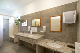 Sanitäranlagen © Tom Lamm Sanitäranlagen