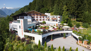 amiamo Hotel Ansicht © amiamo - Familotel Zell am See Hörl & Partner GmbH amiamo Hotel Ansicht