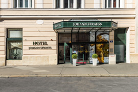 Außenansicht 2 © Kremslehner Hotels GmbH Außenansicht 2