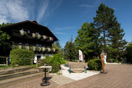 Dorfplatz SCHÖNLEITN