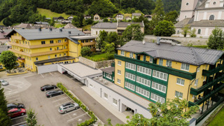 Außenansicht © Landhotel Post Ebensee Außenansicht