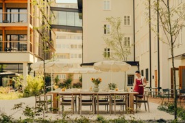 Hotel zum Hirschen - Terrasse © Pion Studios Hotel zum Hirschen - Terrasse