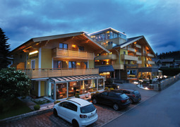 Hotel bei Nacht © Hotel Gutjahr**** Hotel bei Nacht