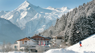 amiamo Hotel Ansicht Winter © amiamo - Familotel Zell am See Hörl & Partner GmbH amiamo Hotel Ansicht Winter