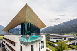 TSK Skylinepool Front © TAUERN SPA Zell am See – Kaprun TSK Skylinepool Front