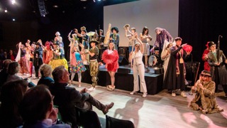 Eröffnung des MOMENT mit großer Bühne, Mai 2022 © Karl Satzinger Eröffnung des MOMENT mit großer Bühne, Mai 2022