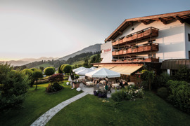 Sport - Wellnesshotel Bichlhof Außenaufnahme Sommer © Sport - Wellnesshotel Bichlhof GmbH Sport - Wellnesshotel Bichlhof Außenaufnahme Sommer