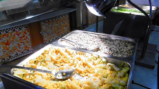 Buffet in der Mensa Buffet in der Mensa